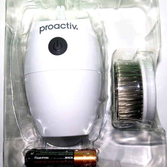 Proactiv Pore Cleansing Charcoal Brush - NIB - Picture 2 of 2